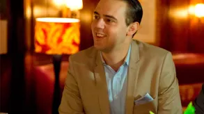 Texto alternativo aquí