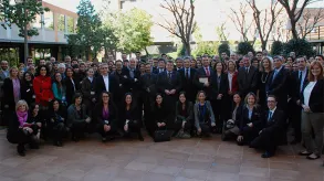 Texto alternativo aquí