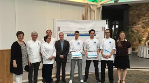 Texto alternativo aquí