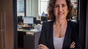 Texto alternativo aquí