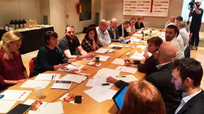 Texto alternativo aquí