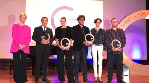 Texto alternativo aquí