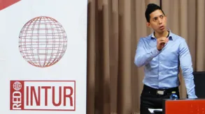 Texto alternativo aquí