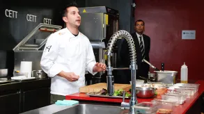 Texto alternativo aquí