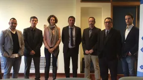 Texto alternativo aquí