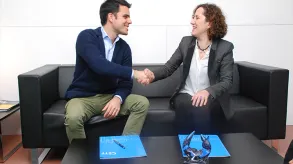 Texto alternativo aquí