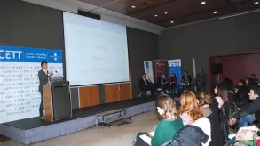 Texto alternativo aquí