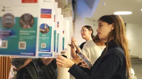 Texto alternativo aquí