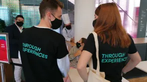 Texto alternativo aquí