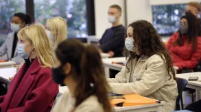 Texto alternativo aquí