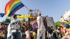 Texto alternativo aquí