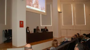 Texto alternativo aquí