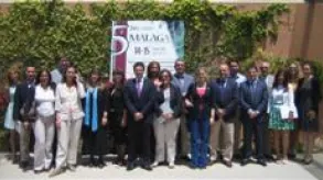 Texto alternativo aquí