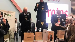 Texto alternativo aquí