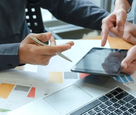 Short program - Gestió de negocis - Cett