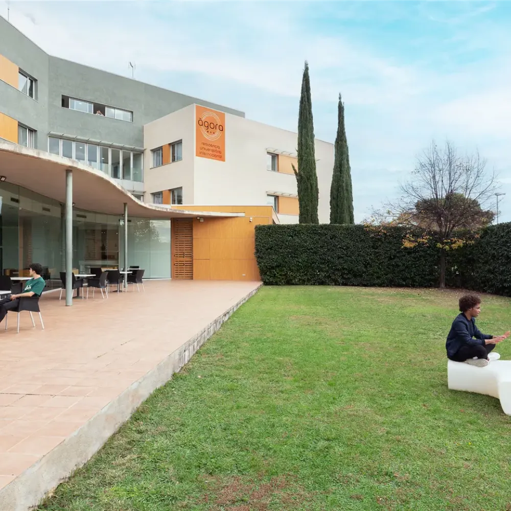 Residencia Universitaria Agora