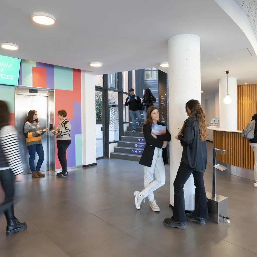 Grau en Turisme Cett