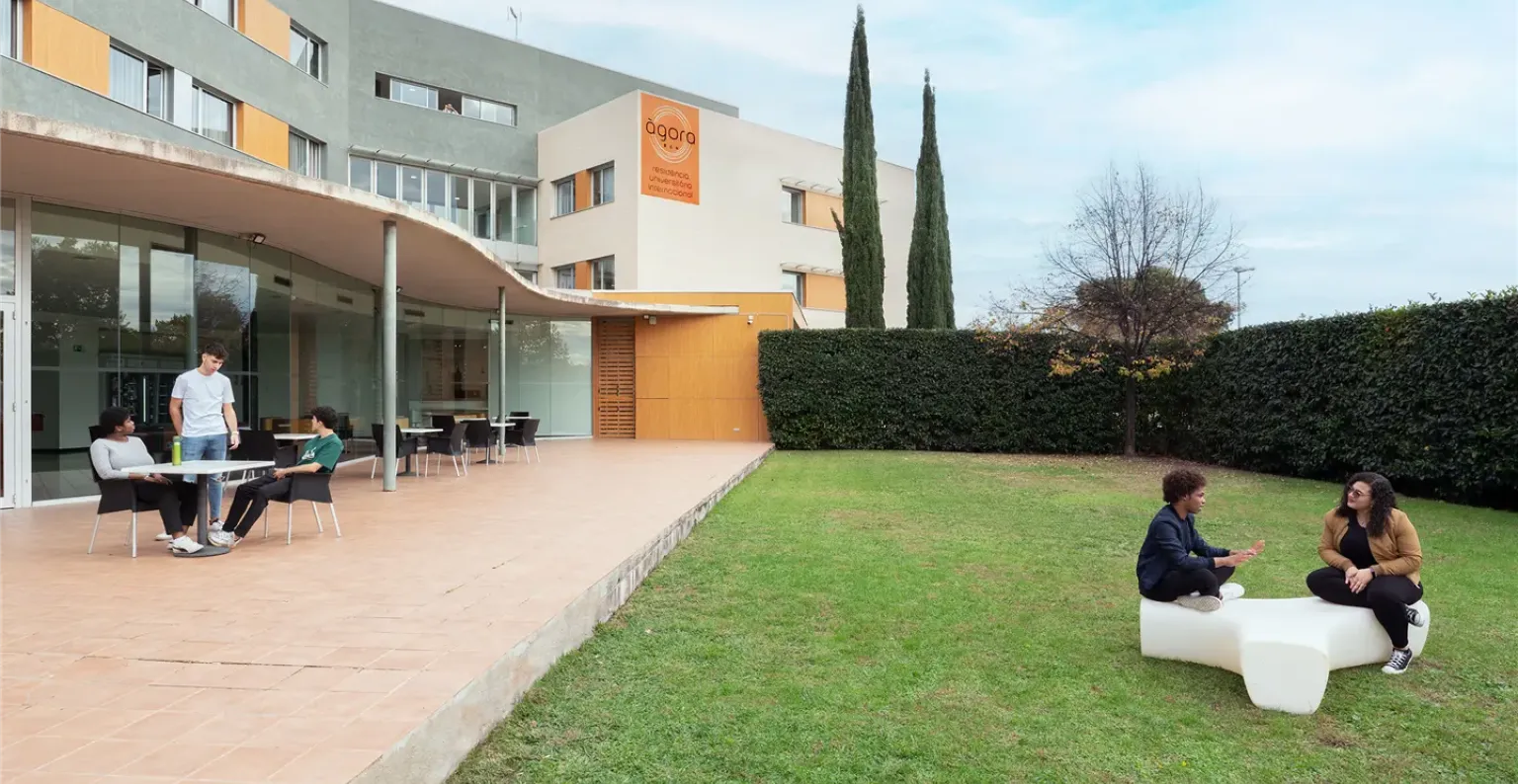 Residencia_Universitaria_Agora