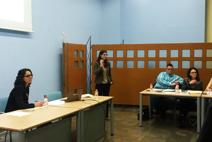 Texto alternativo aquí