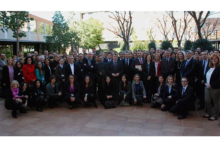 Texto alternativo aquí