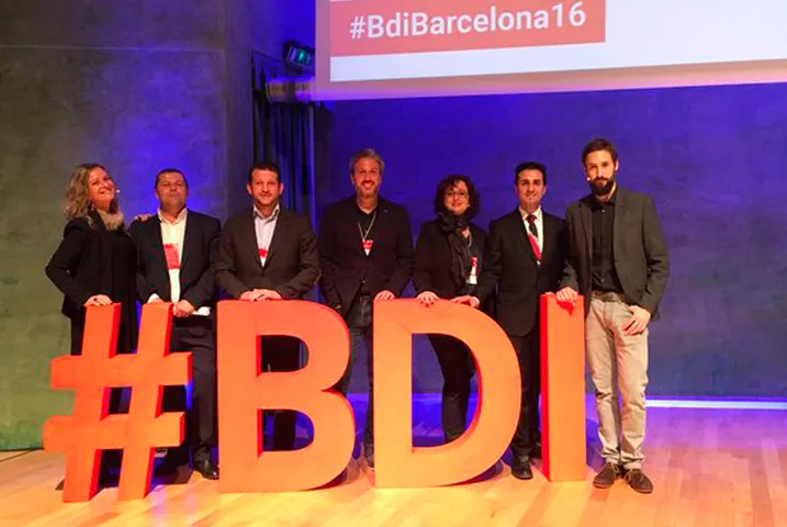 Texto alternativo aquí