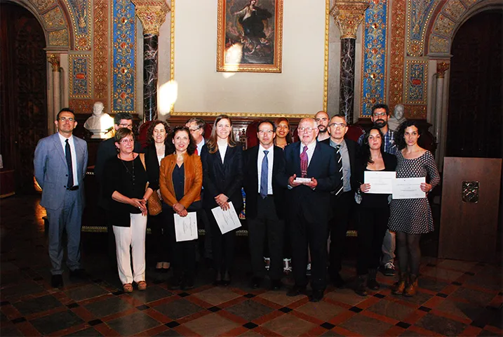 Texto alternativo aquí