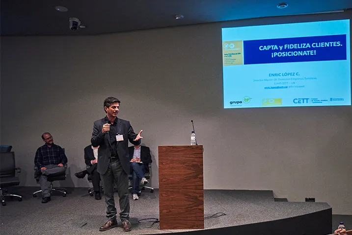 Texto alternativo aquí