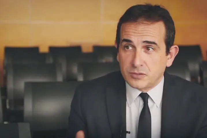 Texto alternativo aquí