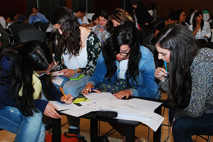 Texto alternativo aquí